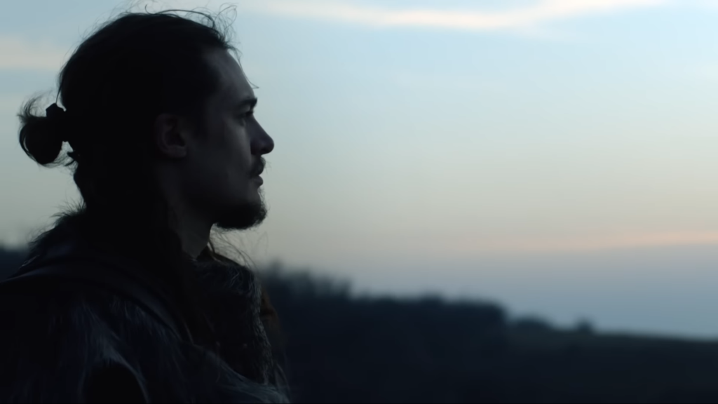 Kadr z serialu produkcji Brytyjskiej "Ostatnie królestwo / The Last Kingdom"